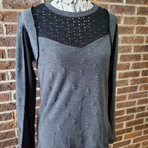 ~NEW~ Sugarfox Long Sleeve Gray with Black Accents Top - Medium & 2X